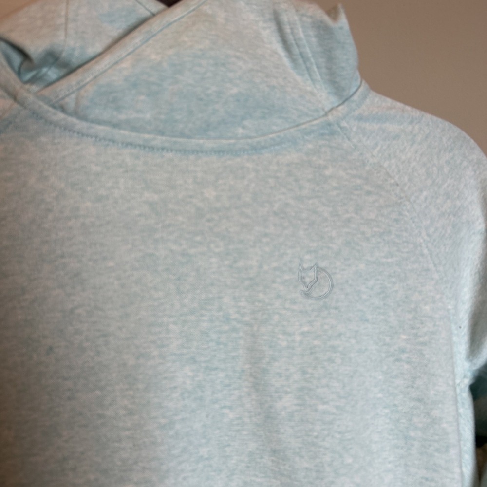 Fjallraven High Coast Hoodie Women's XS Aqua Color, outdoor hoodie, fitted - Picture 4 of 10